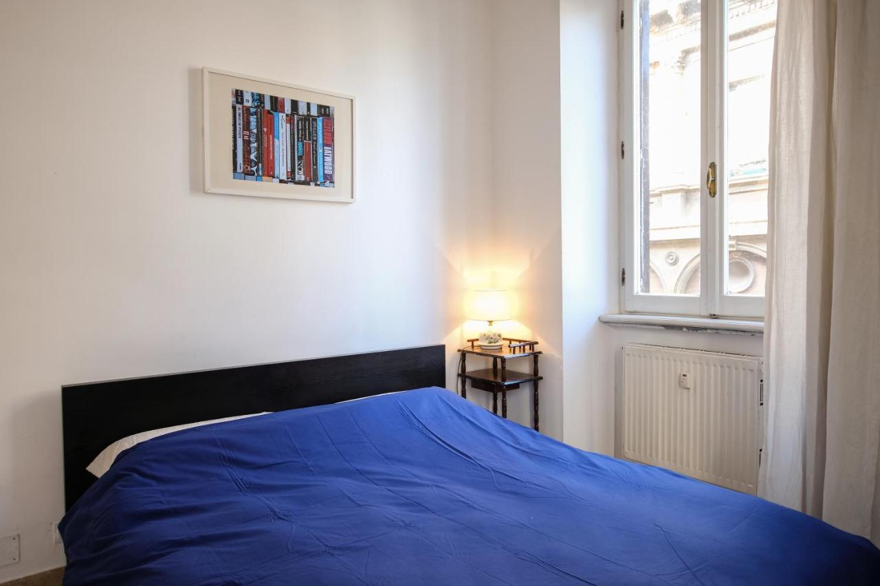 Spacious Apartment With Big Terrace At Colosseum Rome Luaran gambar